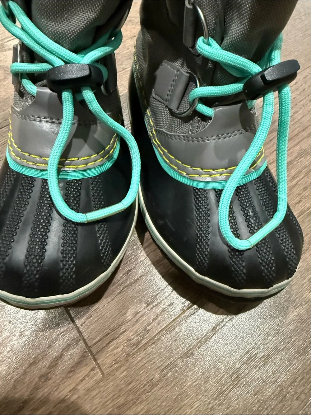 Sorel childrens winter snow boots size 11 teal gray black